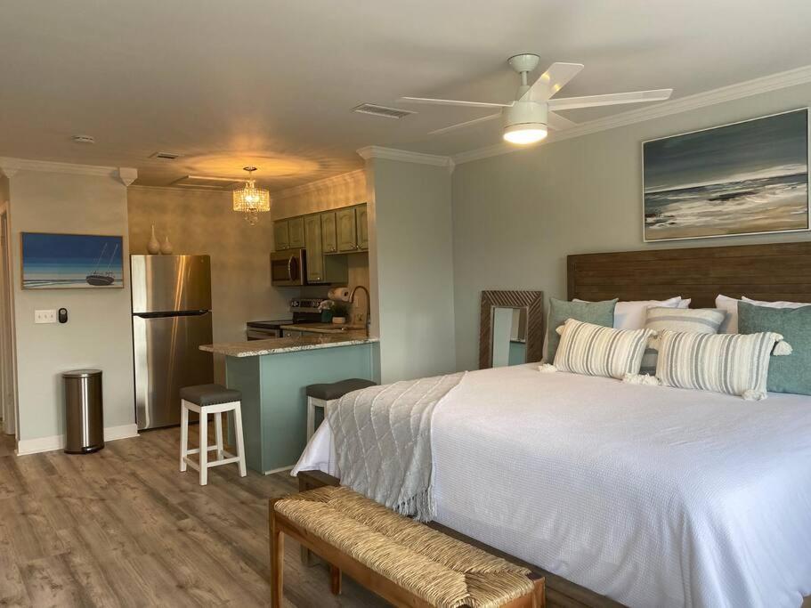 Destin Bliss! Your Dream Studio Condo On Holiday Isle! Экстерьер фото