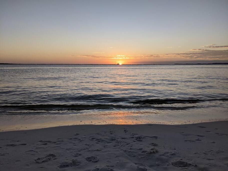 Destin Bliss! Your Dream Studio Condo On Holiday Isle! Экстерьер фото